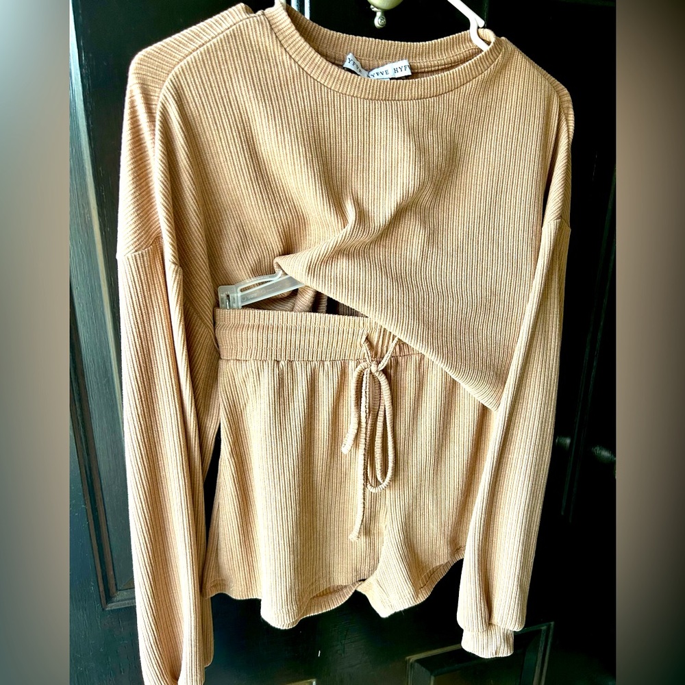 Sz Small Lounge Set.